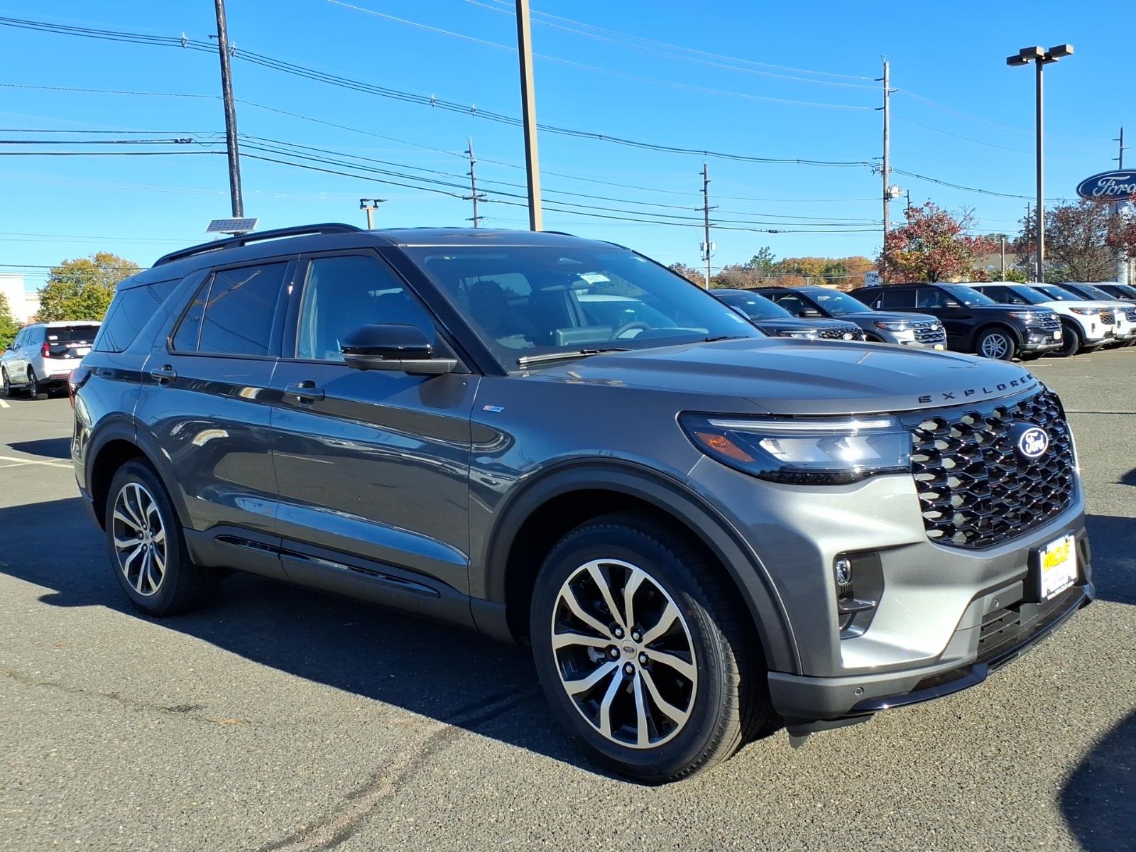 2027 Ford Explorer ST-Line SUV