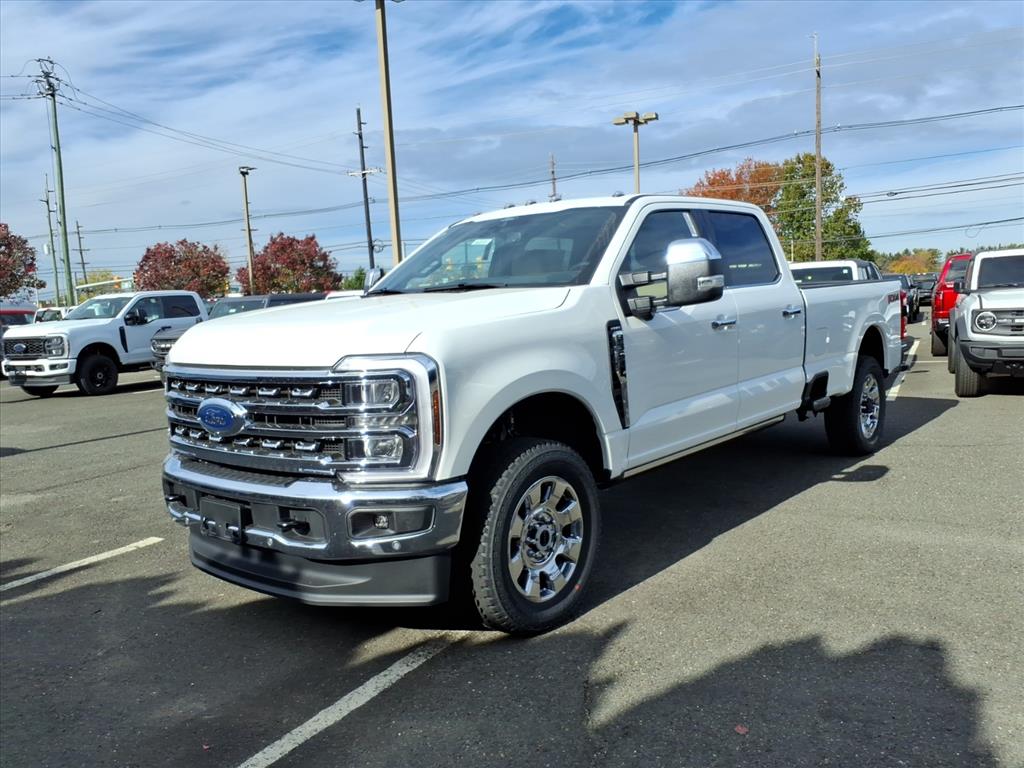 2026 Ford F-350 Lariat photo 3