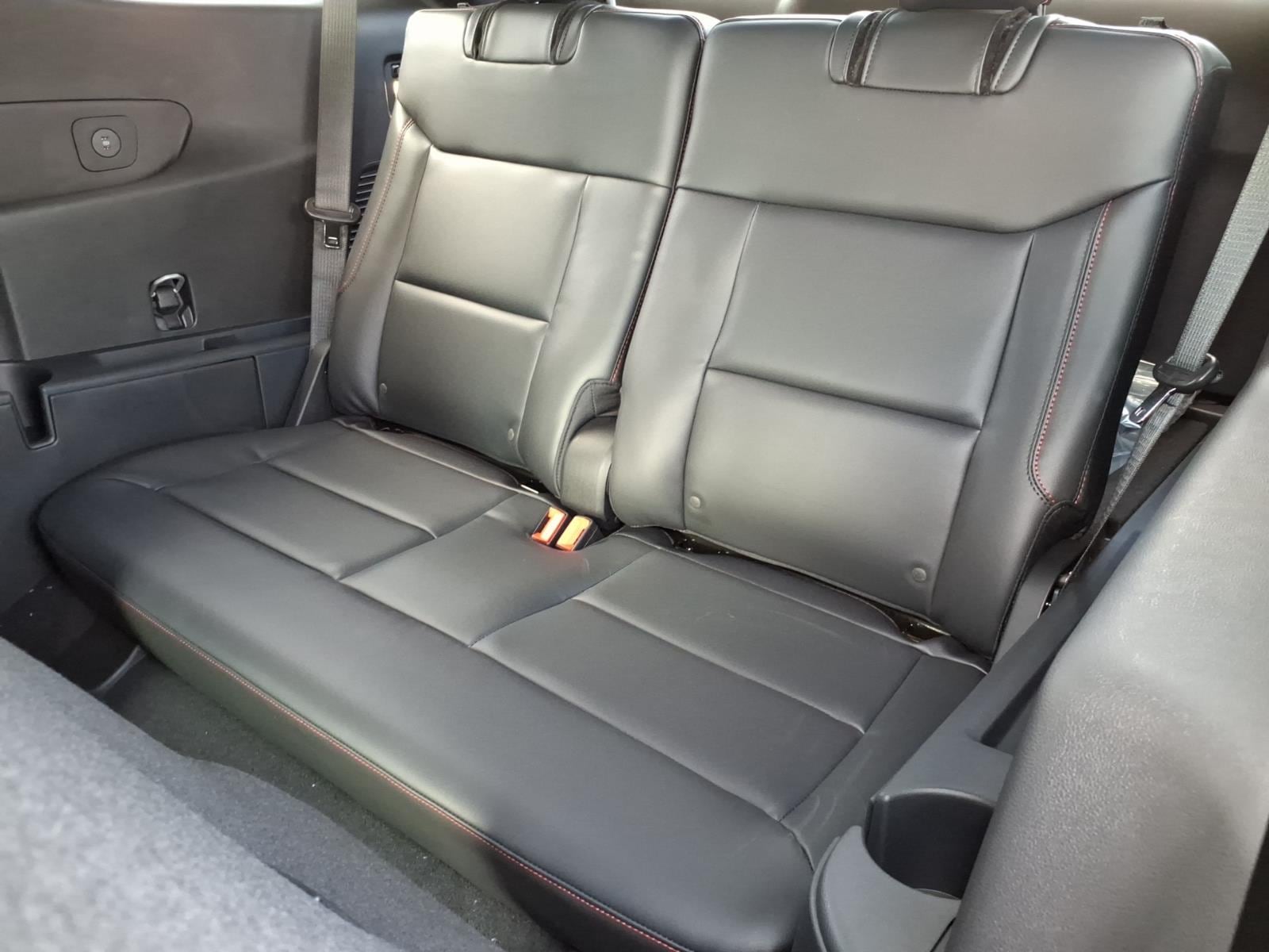 2026 Ford Explorer ST - Photo 11