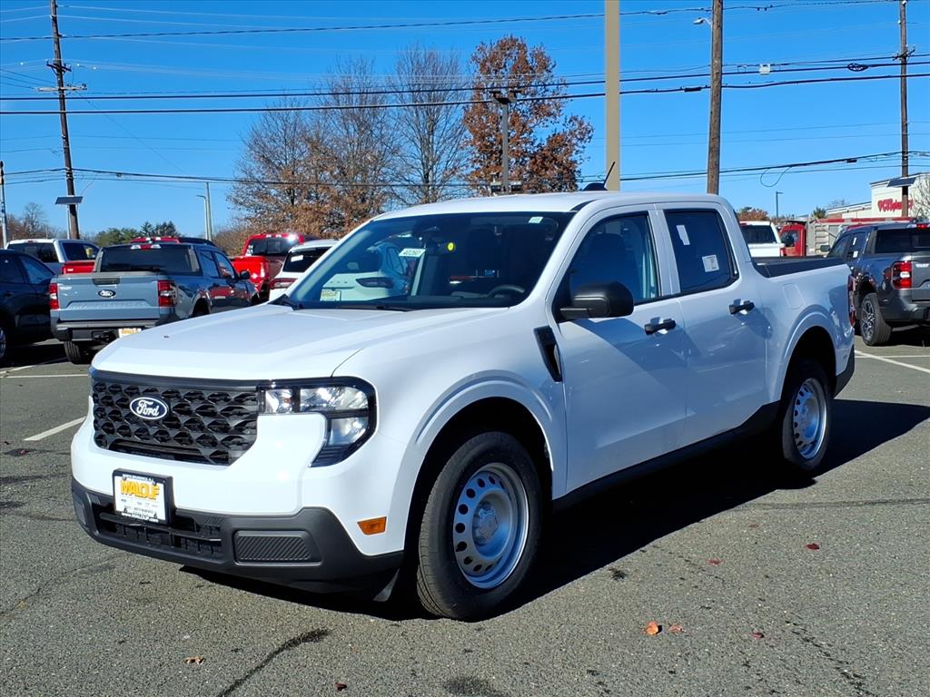 2025 Ford Maverick XL photo 2