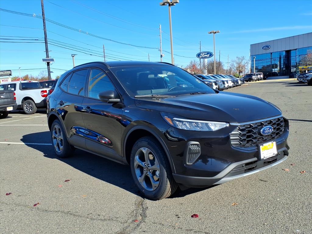 2026 Ford Escape ST-Line's photo