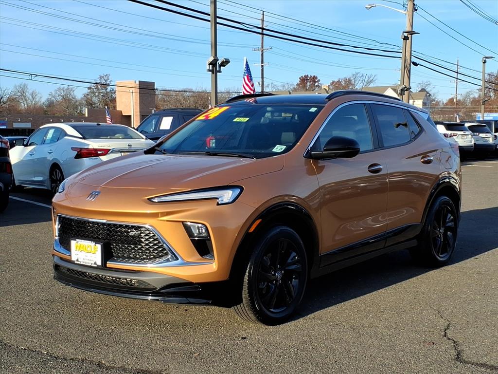 2024 Buick Encore GX Sport Touring photo 3