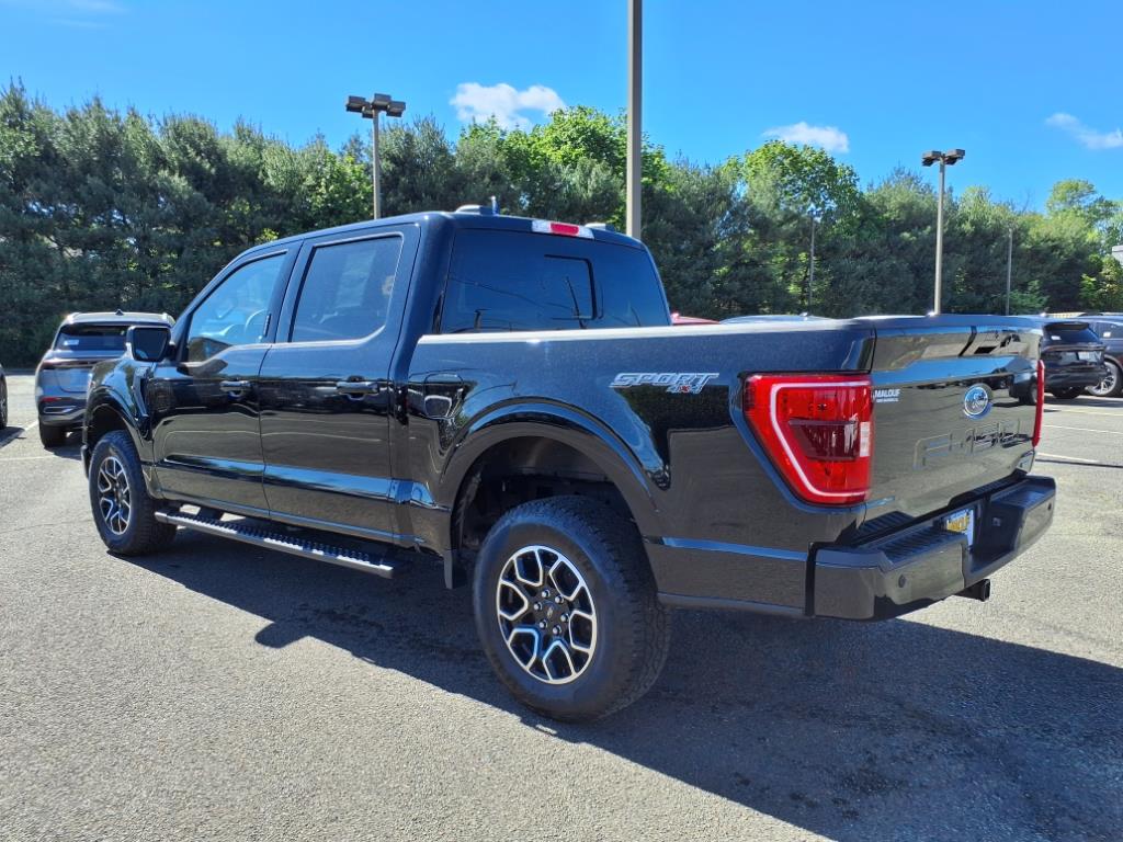 2023 Ford F-150 XLT photo 4