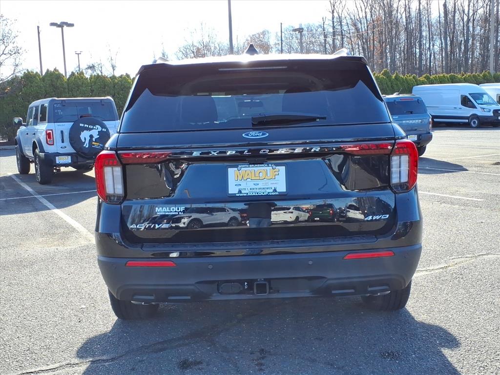 2026 Ford Explorer Active - Photo 6