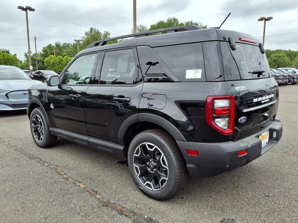 2025 Ford Bronco Sport Outer Banks photo 4