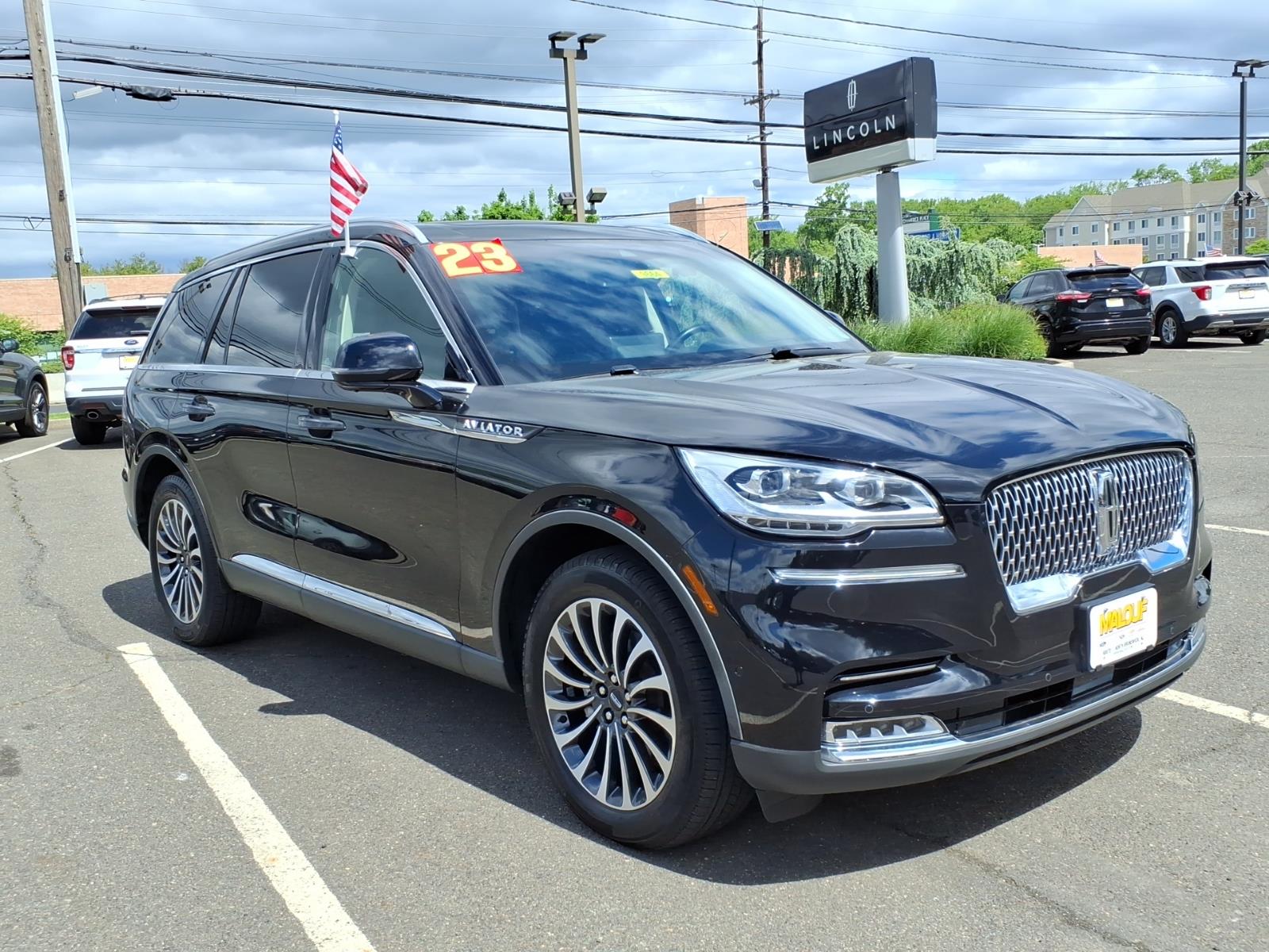 2023 Lincoln Aviator Reserve AWD's photo