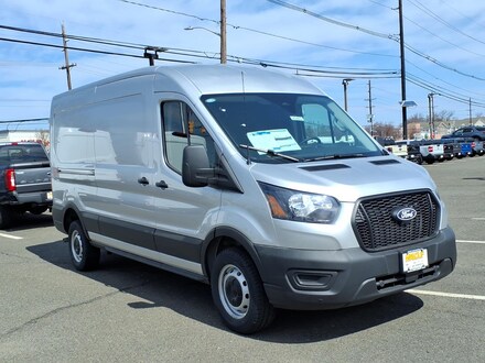 2026 Ford Transit Base Van Medium Roof Van