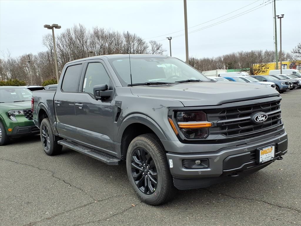 New 2025 Ford F-150 XLT Truck SuperCrew Cab