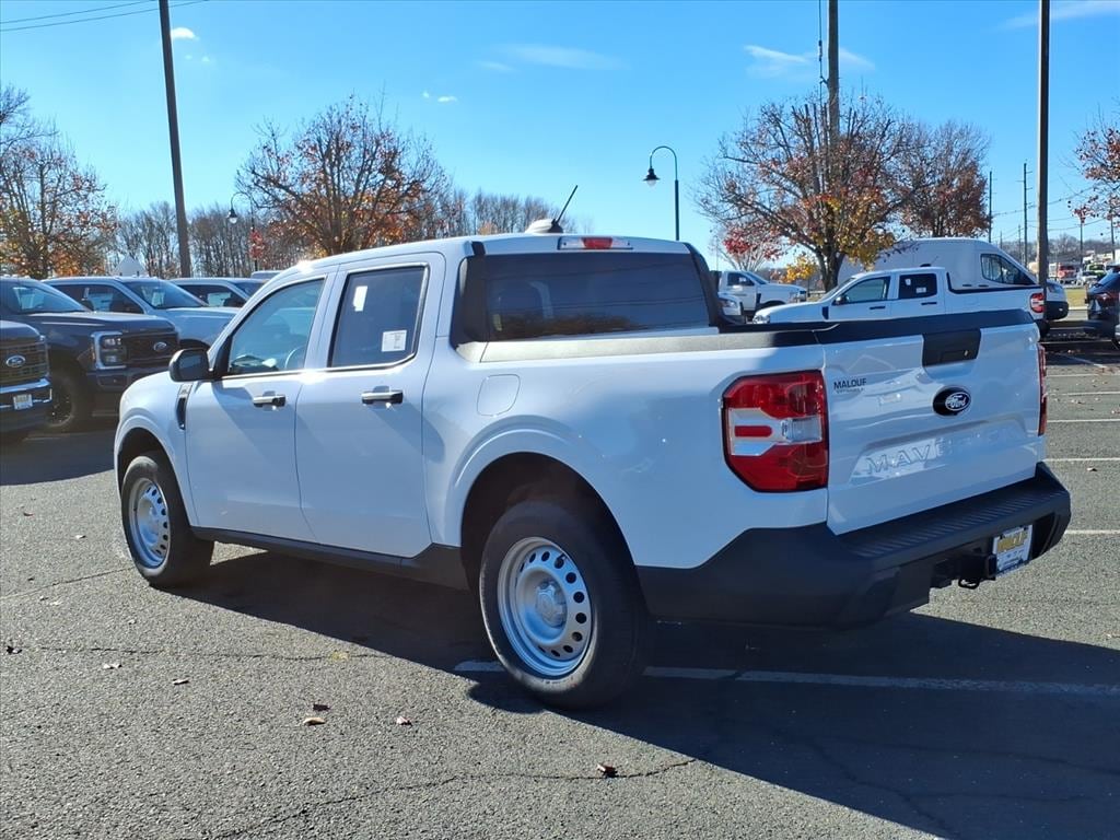 New 2025 Ford Maverick XL Truck SuperCrew