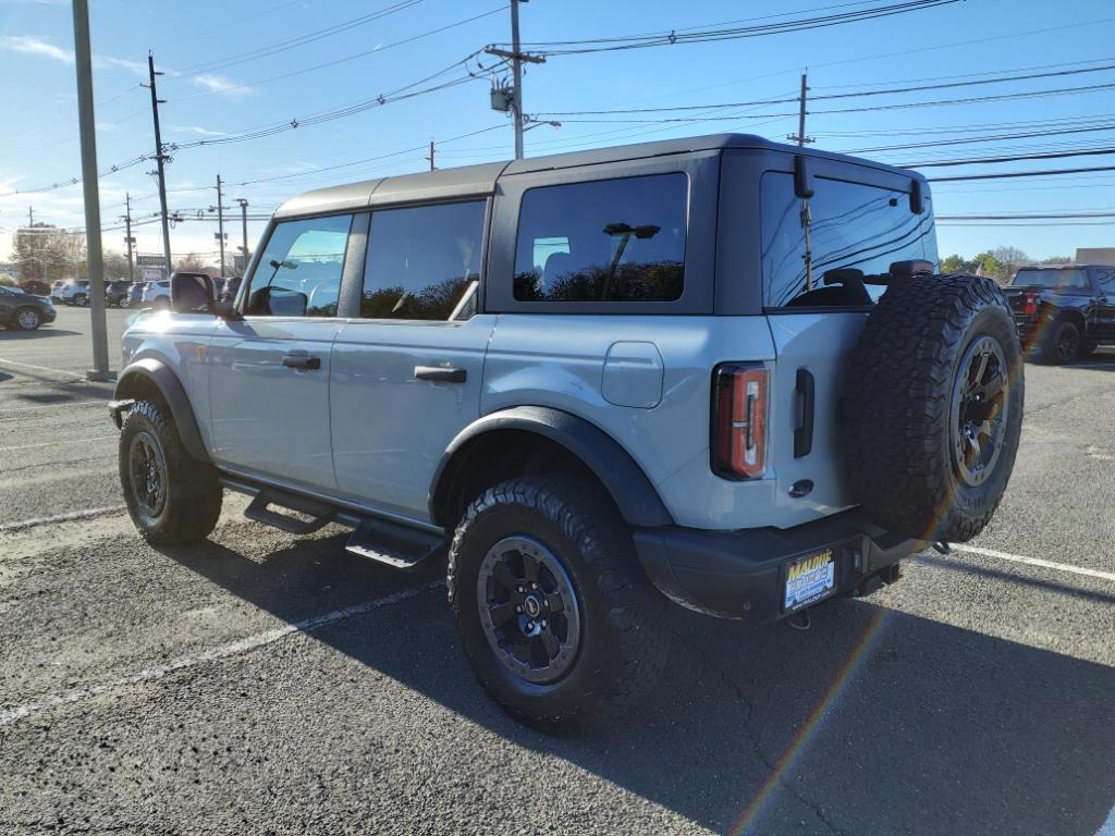 2023 Ford Bronco Badlands photo 4