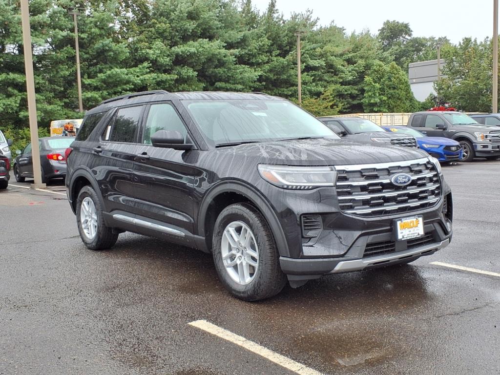 2025 Ford Explorer SUV 