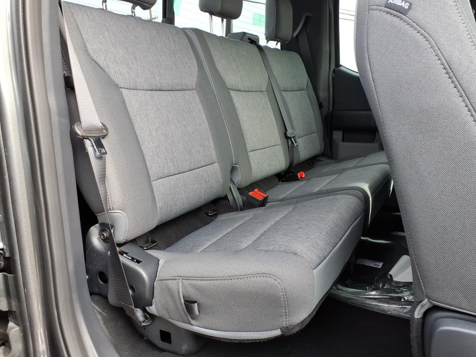 2026 Ford F-350 Super Duty XL - Photo 9