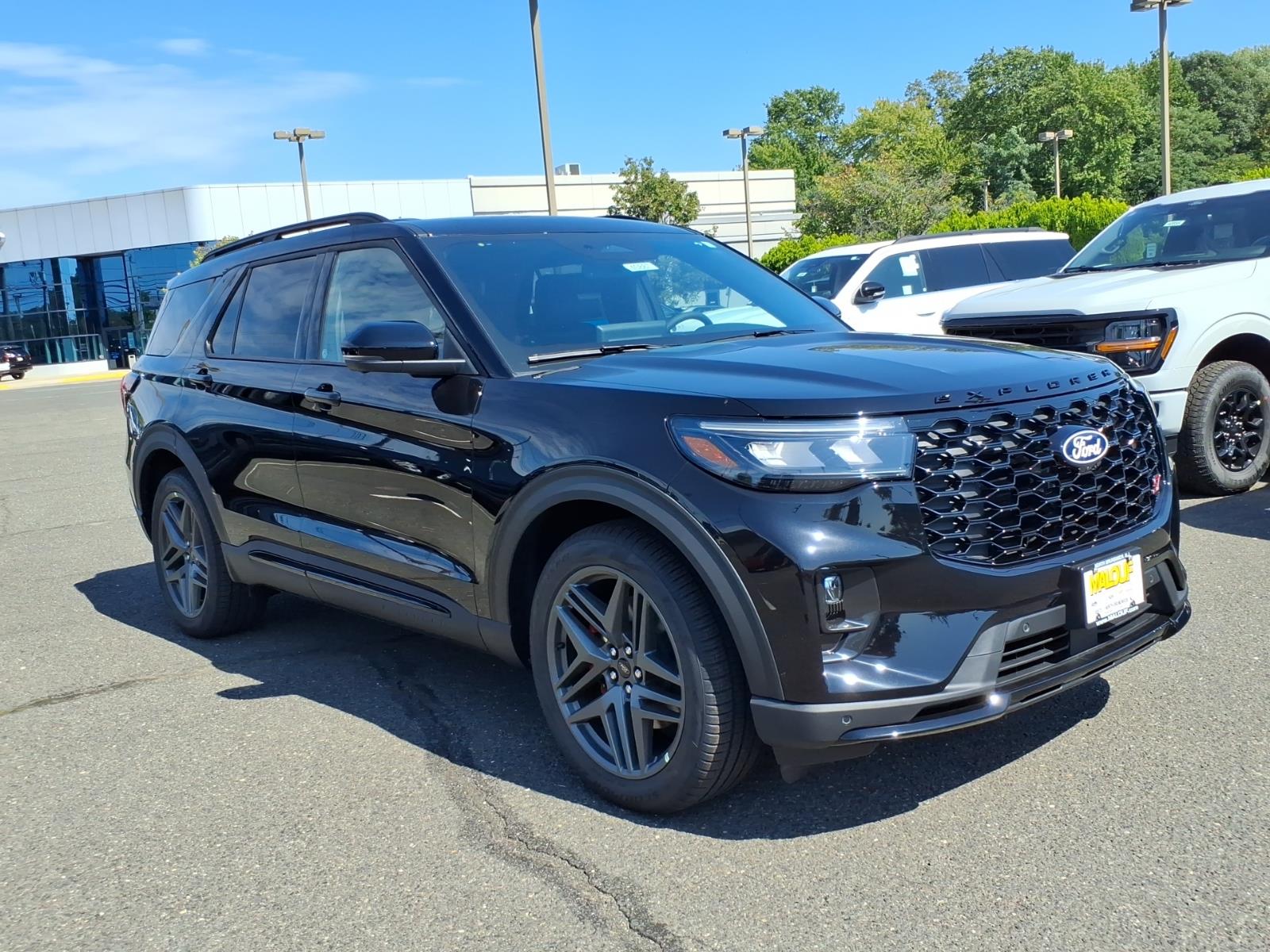 2027 Ford Explorer ST SUV