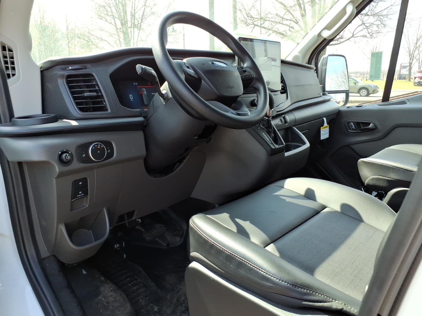 2026 Ford Transit Van Base - Photo 13
