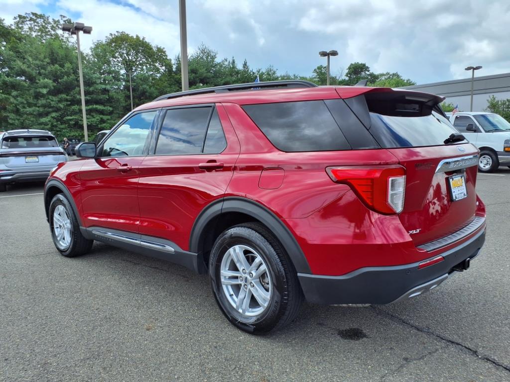 2022 Ford Explorer XLT photo 4