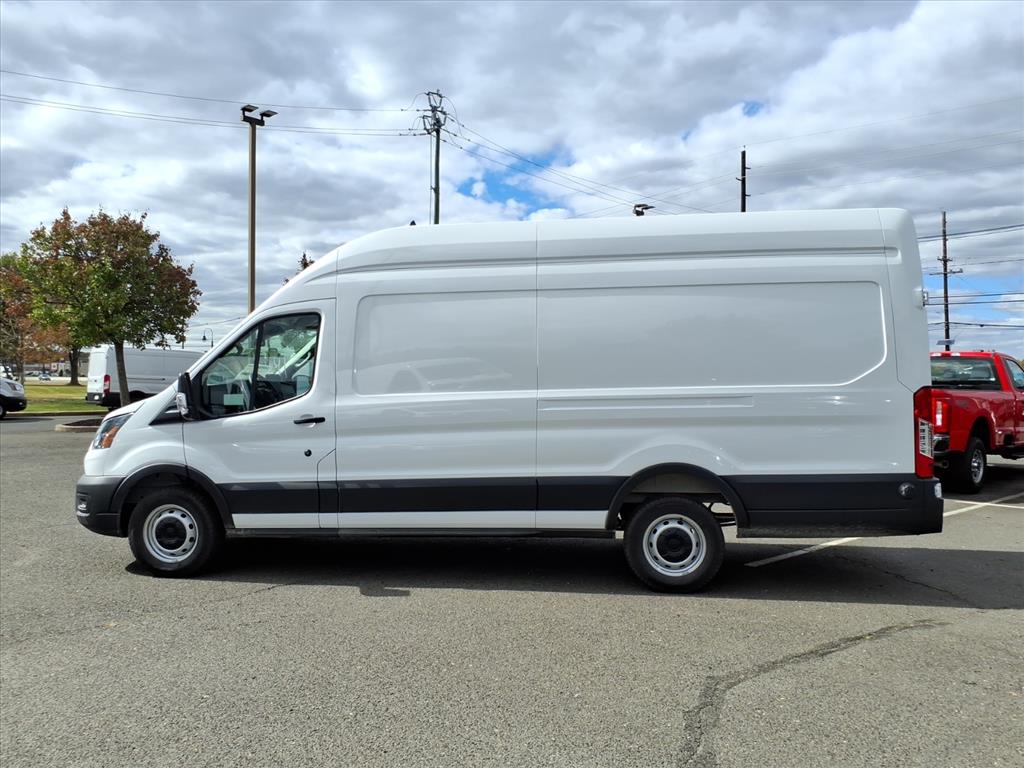2025 Ford Transit Cargo Van photo 4