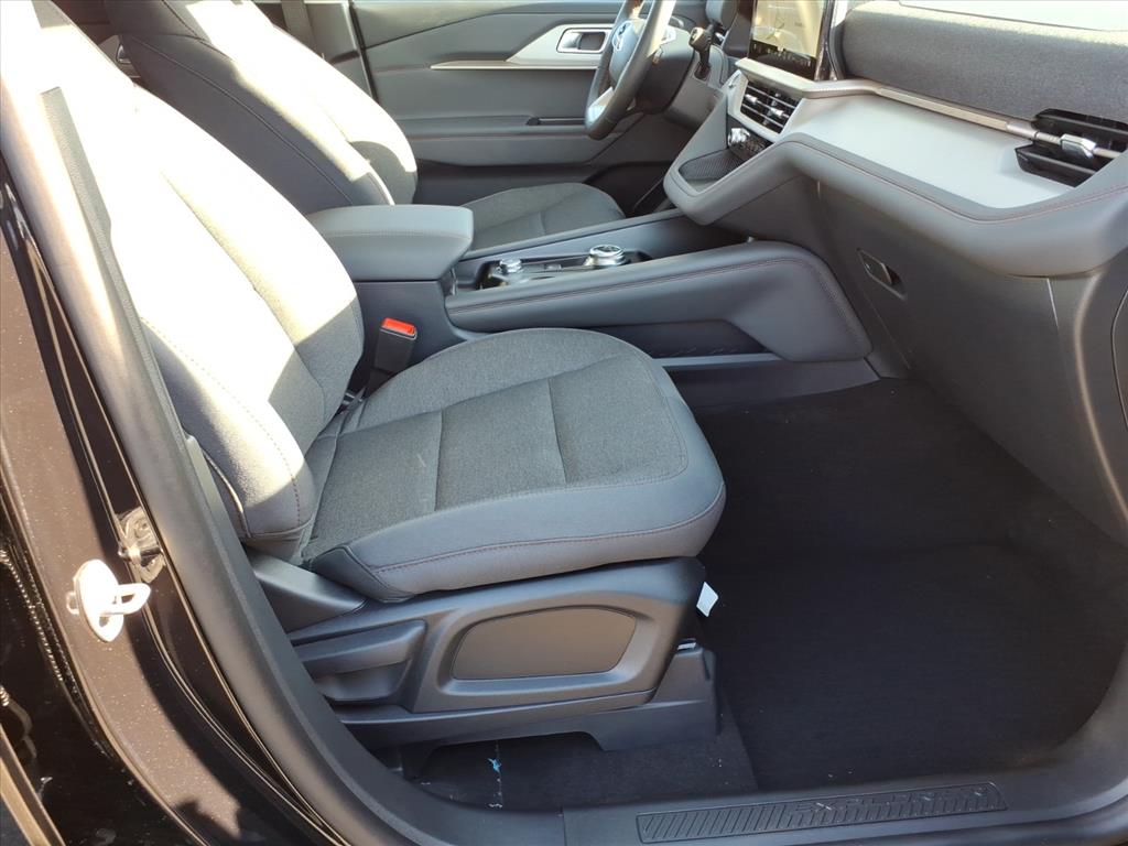 2026 Ford Explorer Active - Photo 9