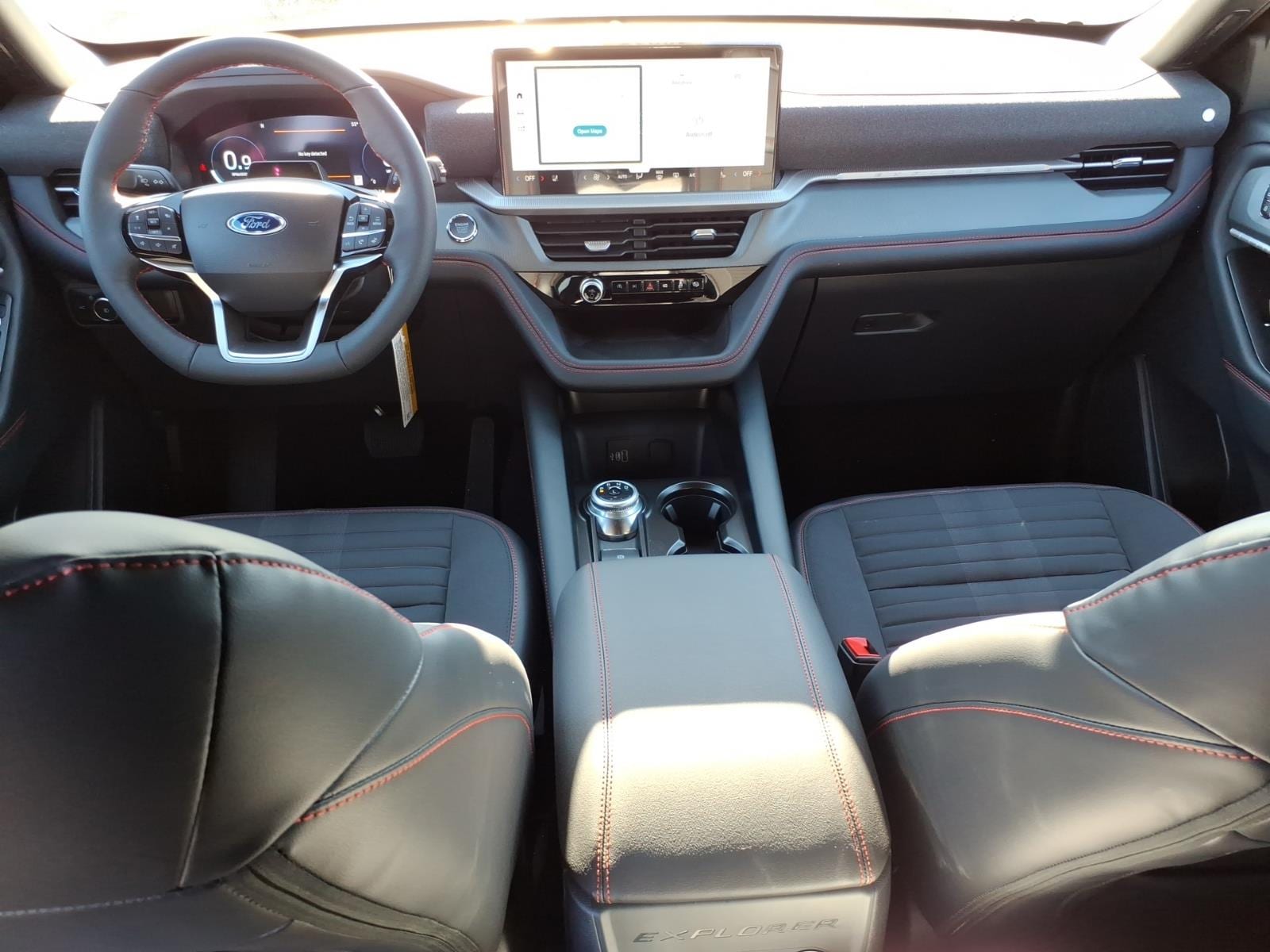 2026 Ford Explorer ST-Line - Photo 10
