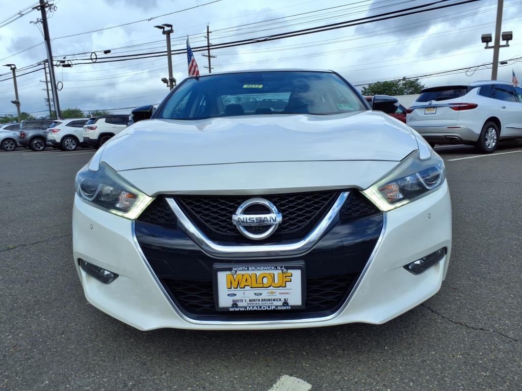 2018 Nissan Maxima Platinum photo 2