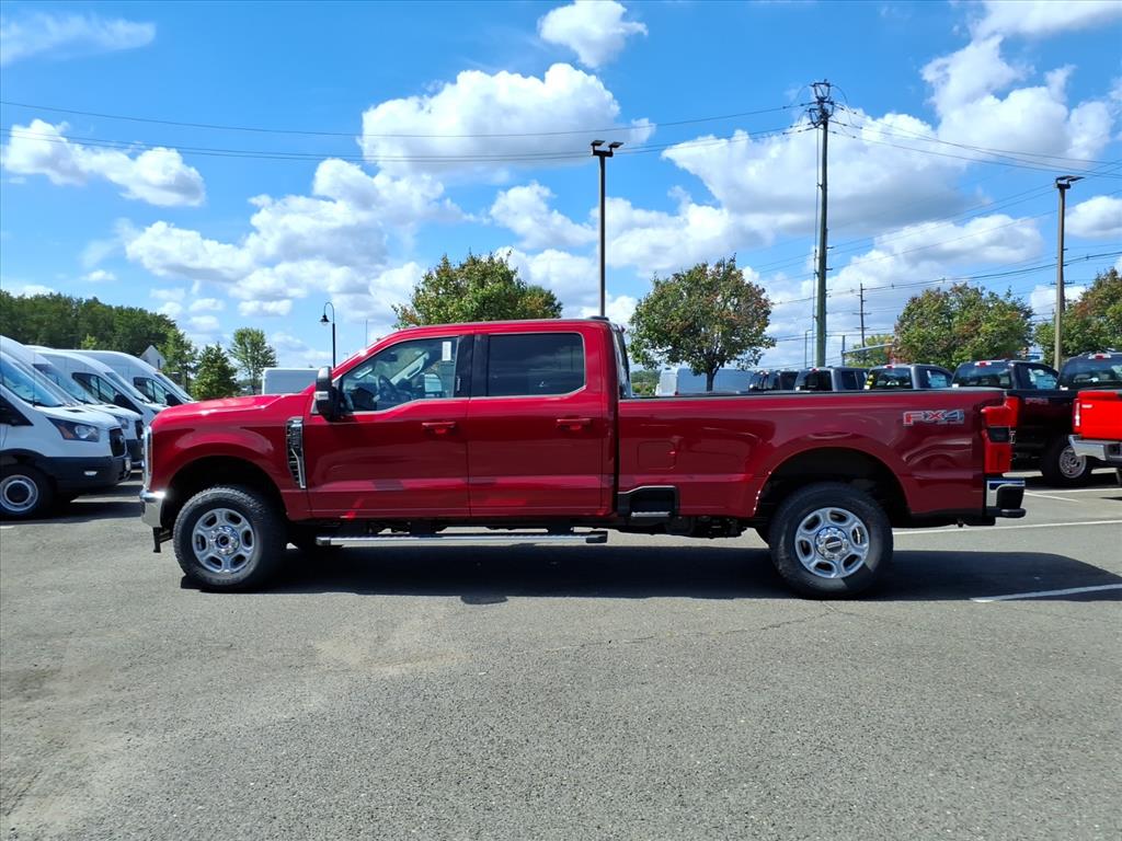 2026 Ford F-250 XLT photo 4