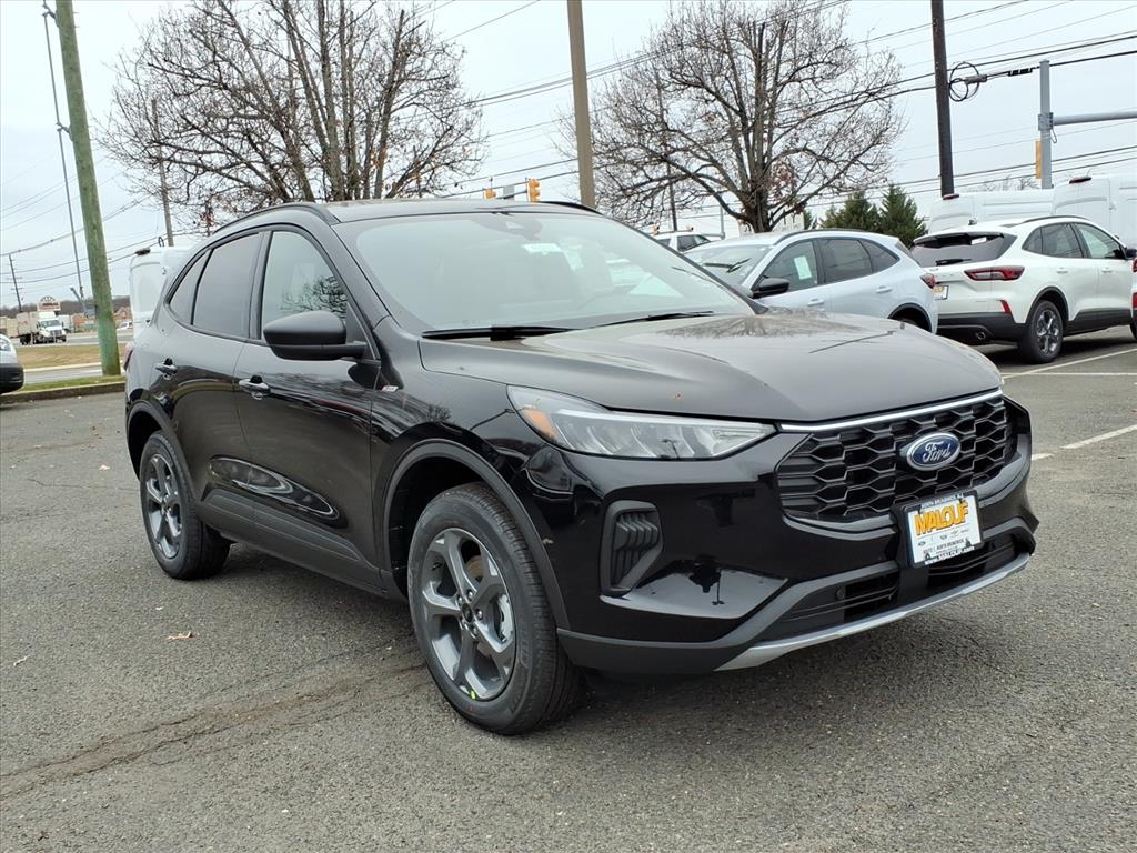 2026 Ford Escape ST-Line's photo