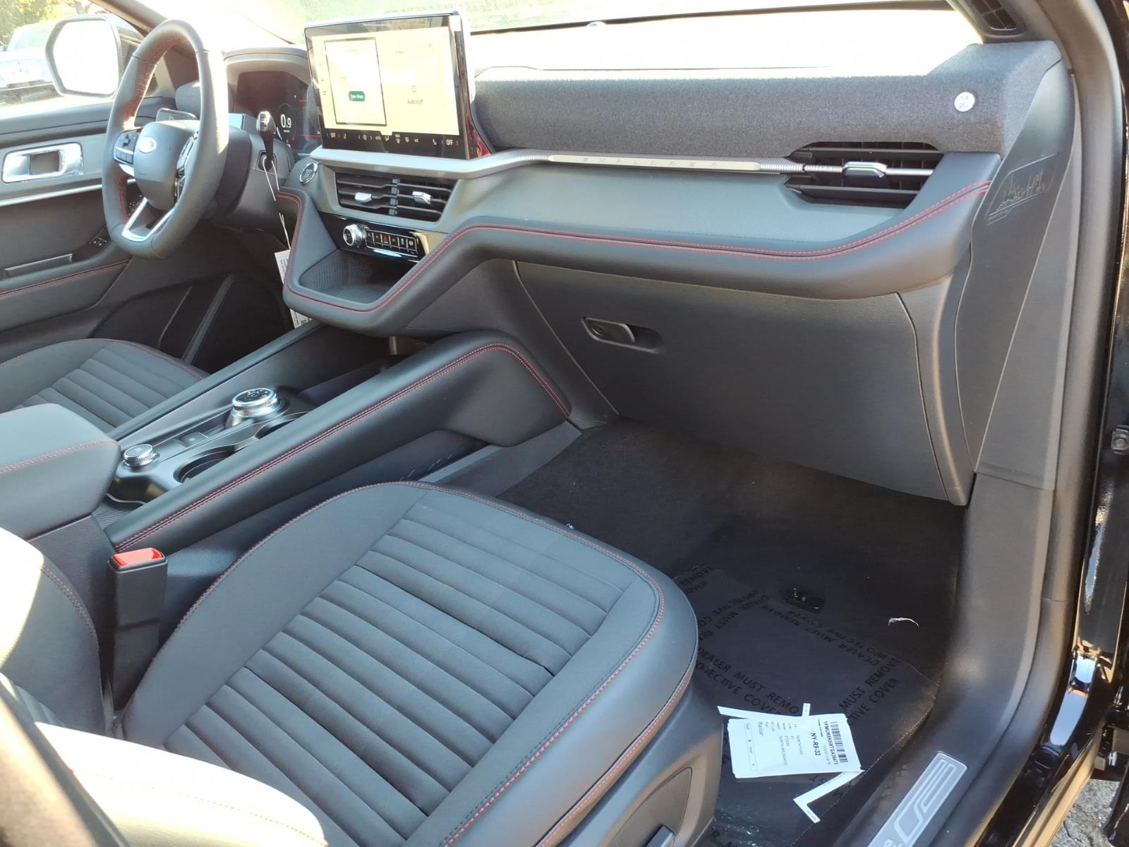 2026 Ford Explorer ST-Line - Photo 9