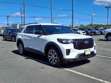 2025 Ford Explorer ST-Line SUV