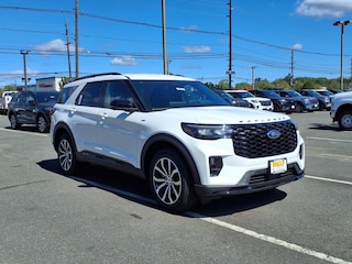 2025 Ford Explorer ST-Line SUV