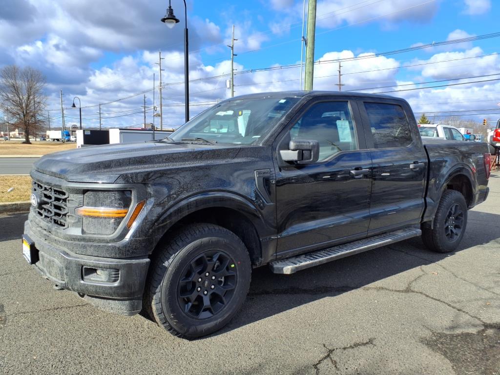 2025 Ford F-150 STX photo 2
