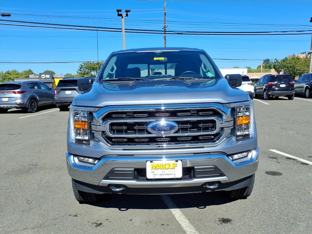 2021 Ford F-150 XLT photo 2
