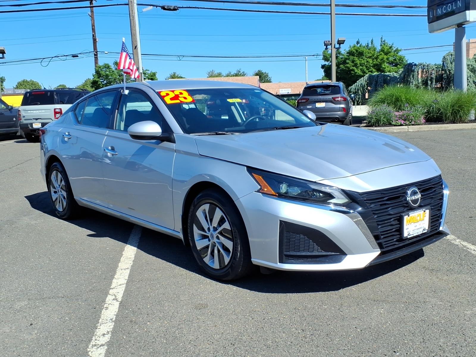 2023 Nissan Altima 2.5 S's photo