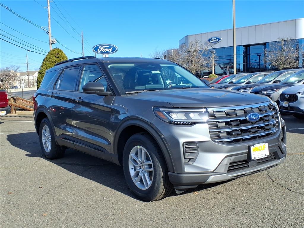2026 Ford Explorer Active's photo