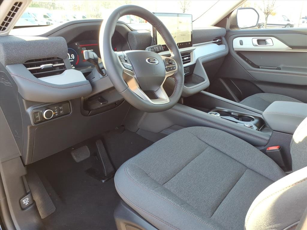 2026 Ford Explorer Active - Photo 14