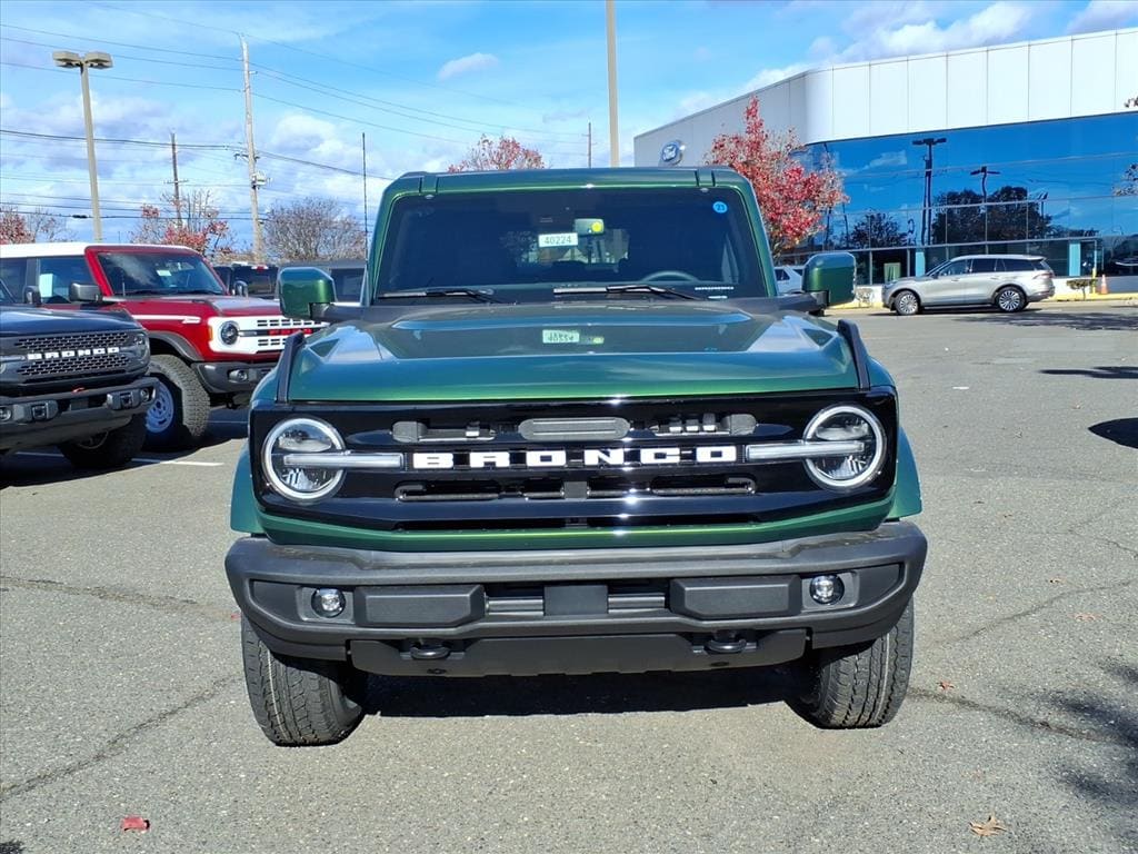 New 2025 Ford Bronco Outer Banks SUV