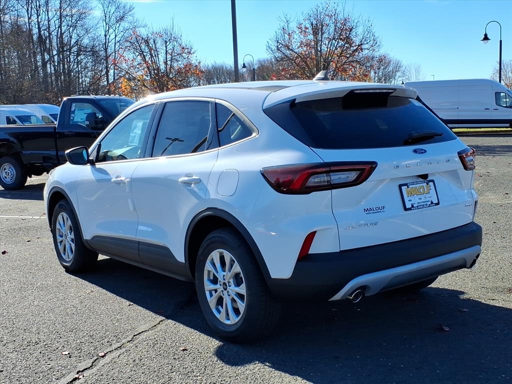 2026 Ford Escape Active photo 4