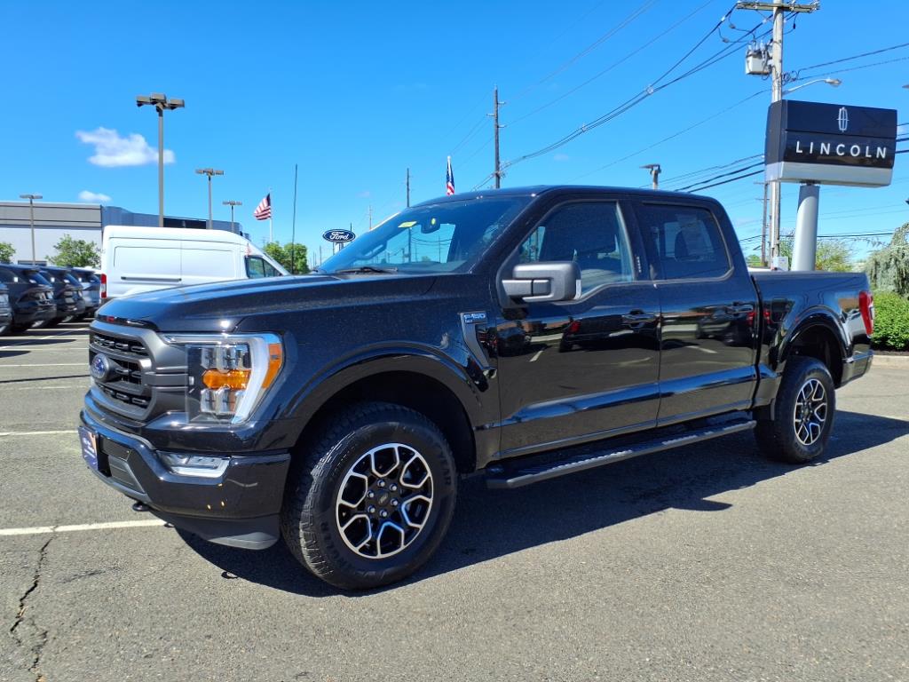 2023 Ford F-150 XLT photo 3