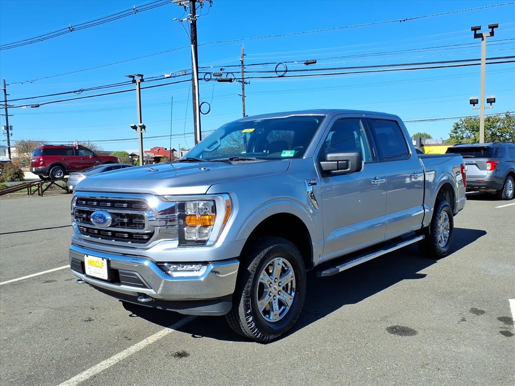 2021 Ford F-150 XLT photo 3