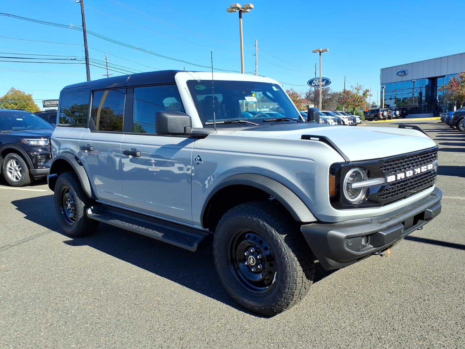 2026 Ford Bronco 4-Door Outer Banks