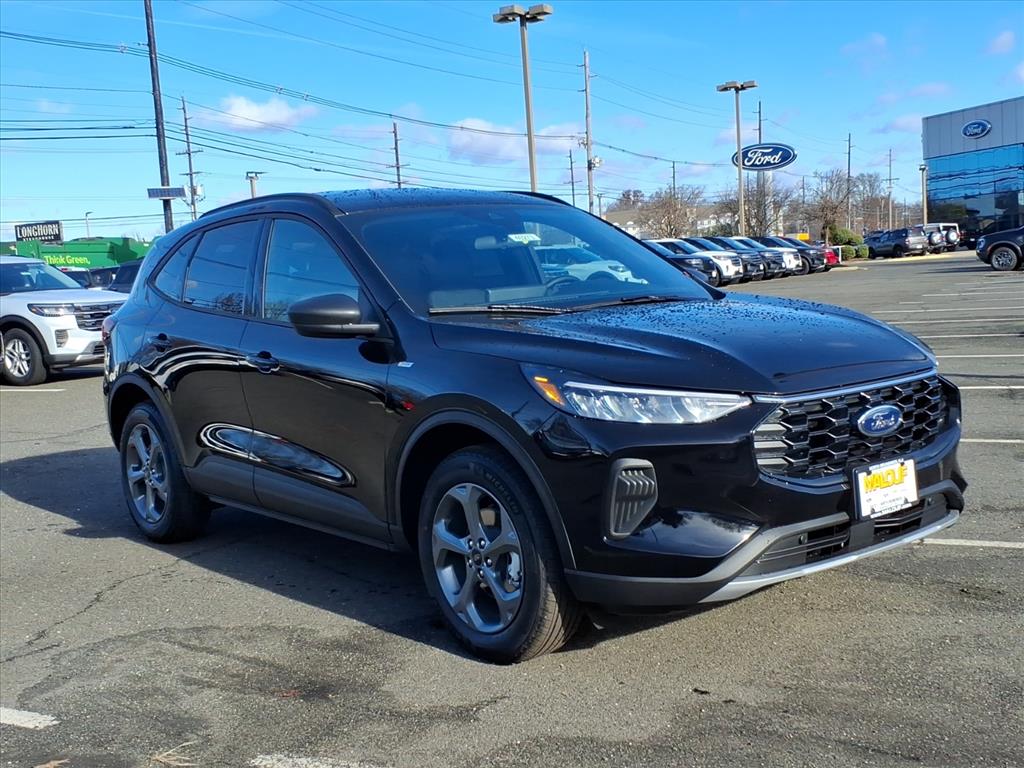 2026 Ford Escape ST-Line's photo