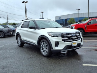 2025 Ford Explorer Active SUV