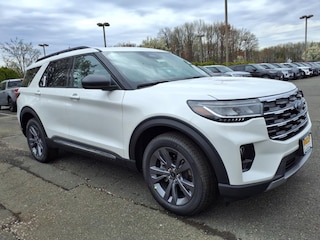 2025 Ford Explorer Active SUV