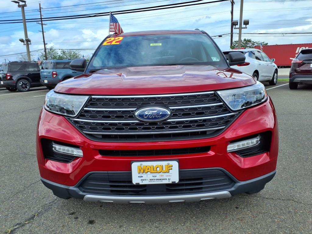 2022 Ford Explorer XLT photo 2