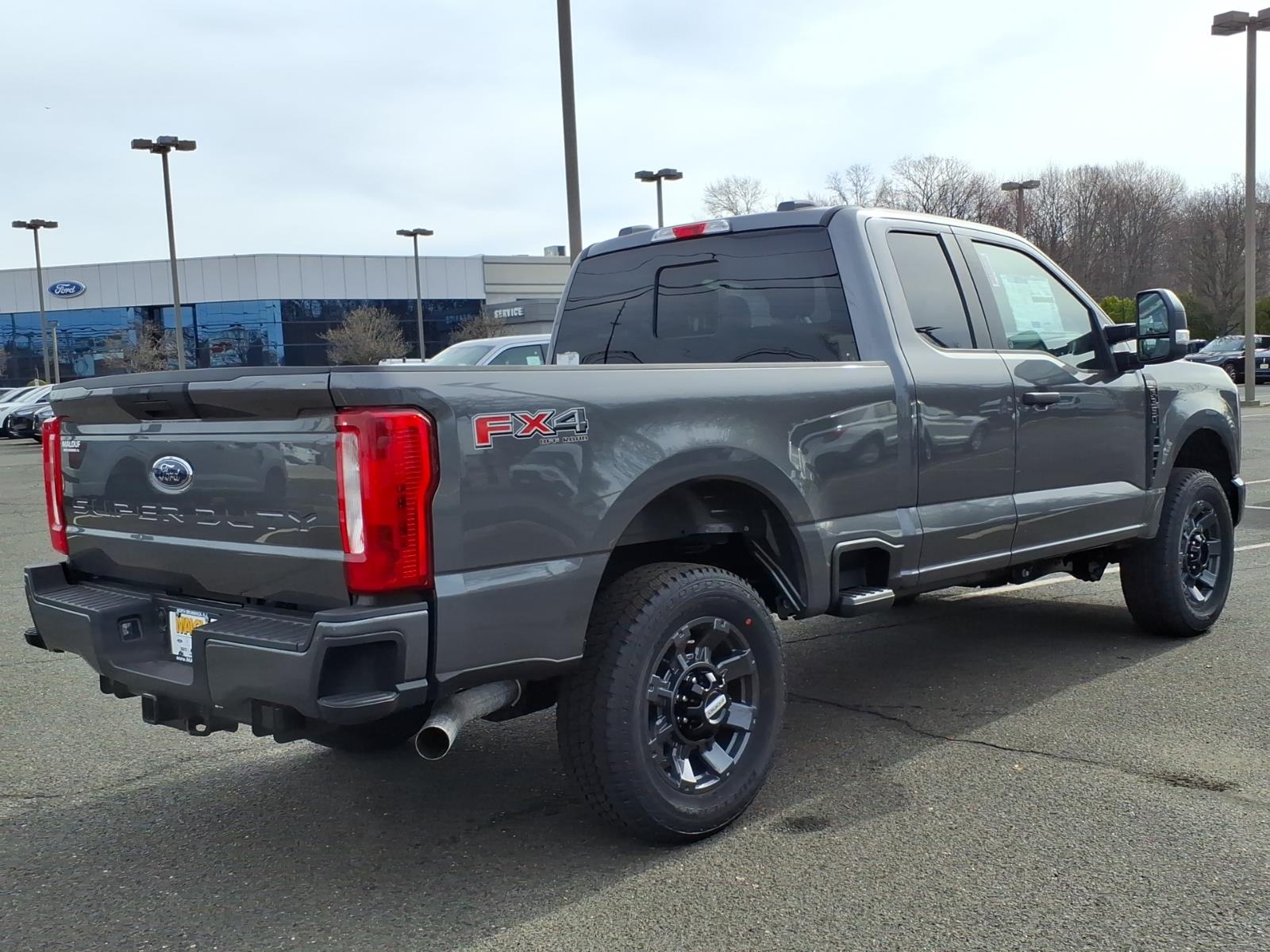 2026 Ford F-350 Super Duty XL - Photo 6