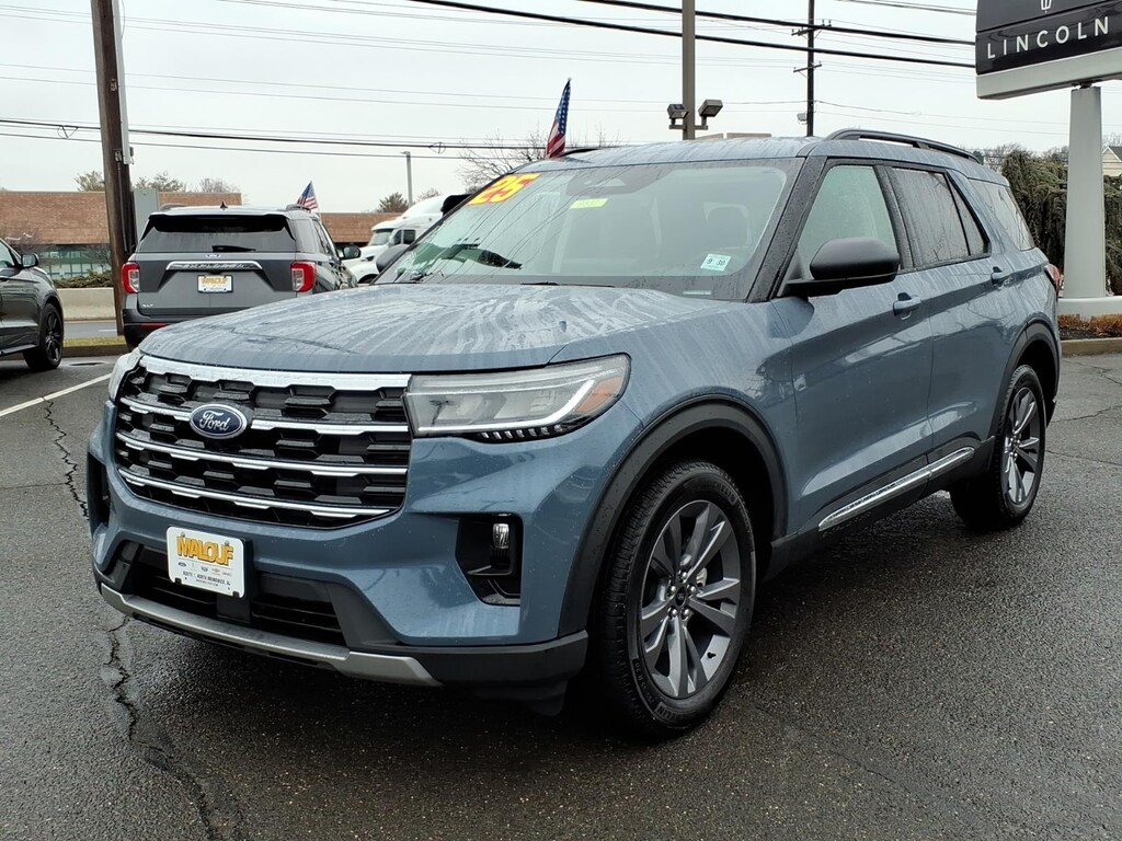 Used 2025 Ford Explorer Active SUV