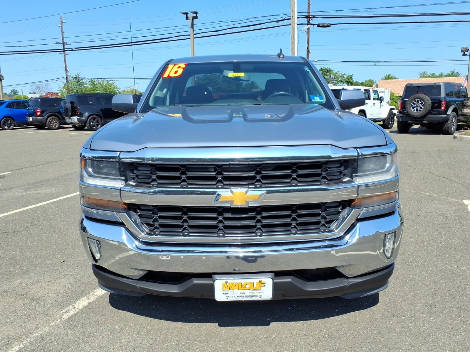Used 2016 Chevrolet Silverado 1500 LT with VIN 1GCRCREH1GZ140064 for sale in North Brunswick Township, NJ