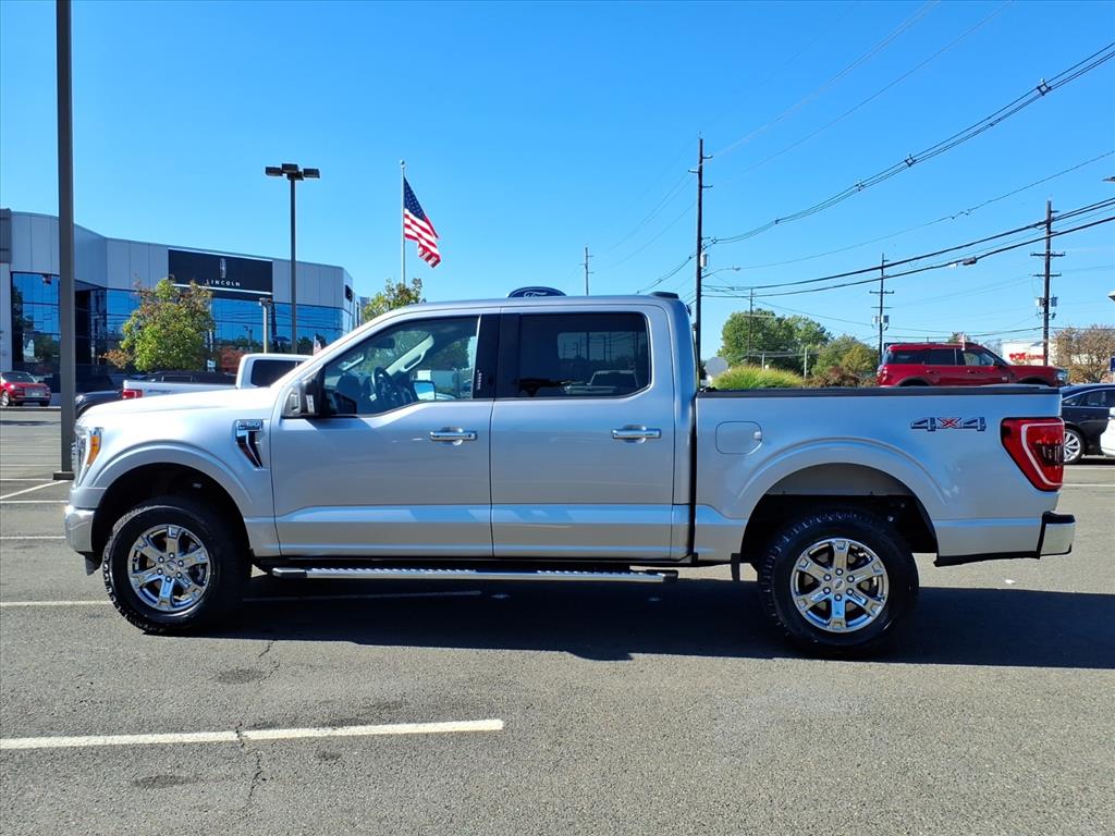 2021 Ford F-150 XLT photo 4