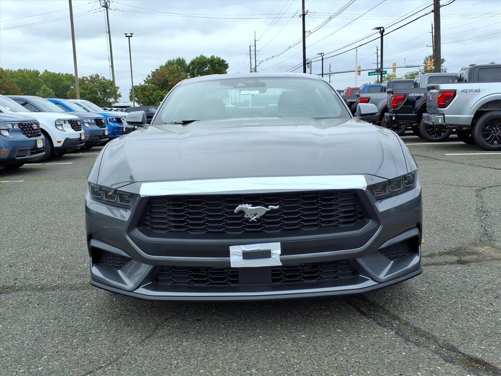 2025 Ford Mustang EcoBoost photo 2