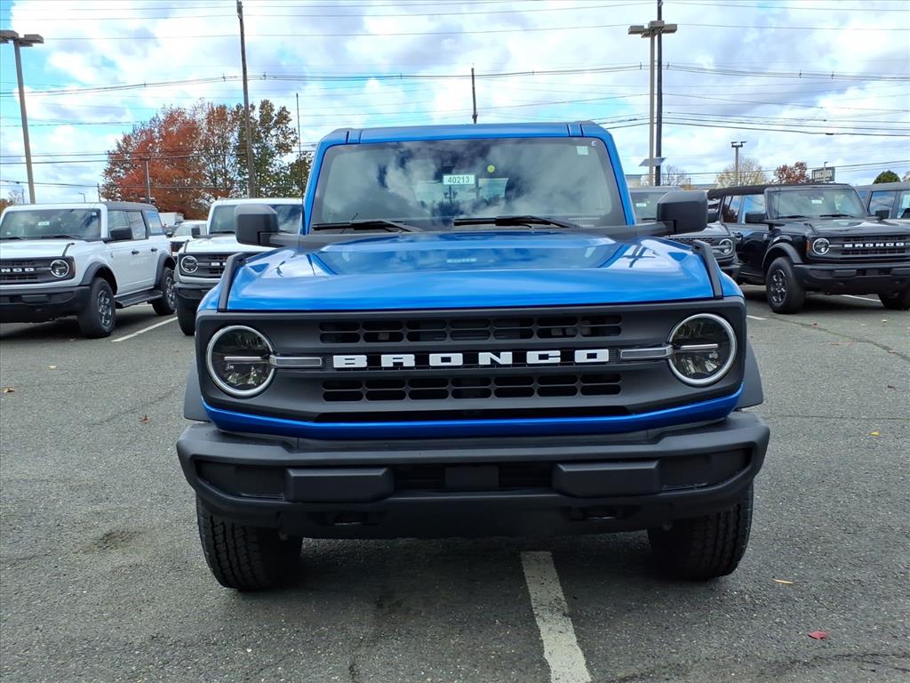 2025 Ford Bronco Big Bend photo 2