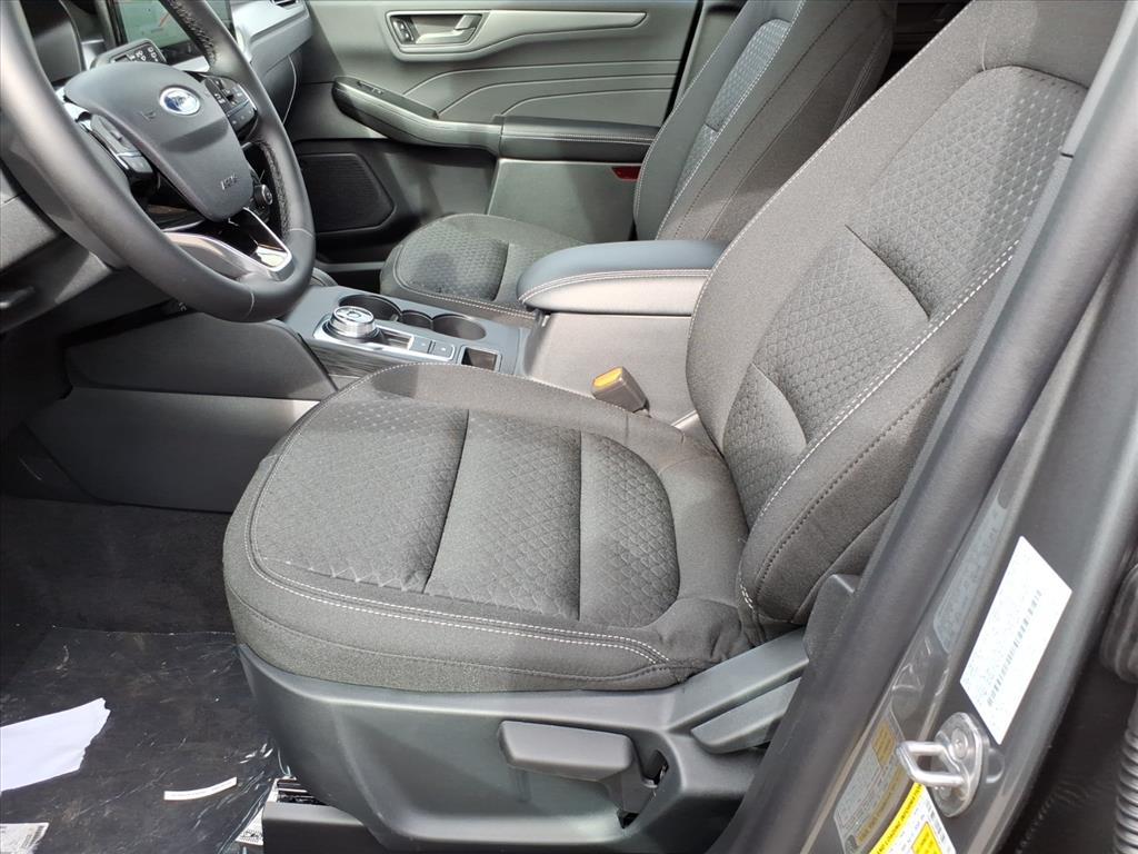 2026 Ford Escape Active - Photo 13