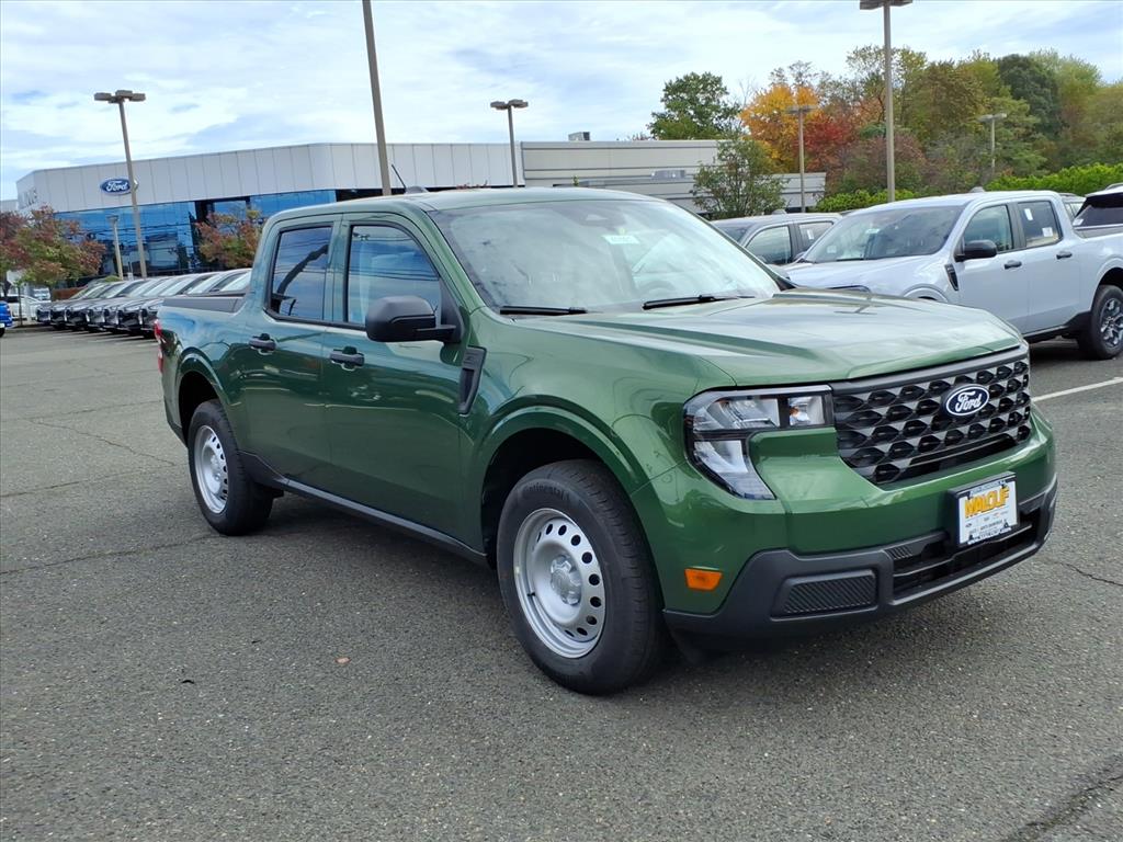 2025 Ford Maverick XL's photo